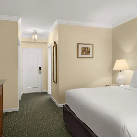 Maison Dupuy Hotel New Orleans Exterior photo